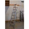 Image 2 : 8 ft Metal Folding Ladder