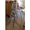 Image 2 : Folding Ladder (4ft)