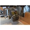 Image 6 : Dewalt 10" Radial Arm Saw w/ Table