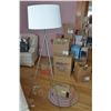 Image 1 : Floor Lamp & Mirror