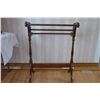 Image 4 : Wooden Quilt Rack 36"X 27")