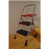 Image 1 : 2 Step-Step Stool w/ Tray