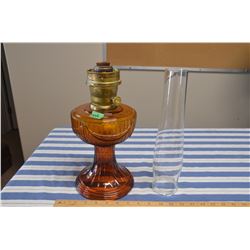 Vintage Amber Glass Aladdan Lamp w/ Chimney 25" High