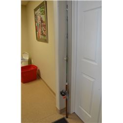 Ocean Fishing Rod and Reel- Penn 60 Long Beach