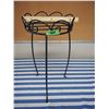 Image 1 : Plant Stand 21" Tall by 11" Diameter