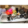Image 1 : 9 Pots and Pans, Kettle, Bun Toaster and misc.