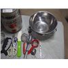 Image 4 : Bubba Beer Cans, Household Items and Utensils