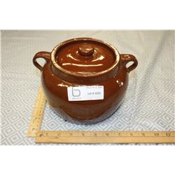 Medalta Bean Pot with Lid 5.5" H by 9" W