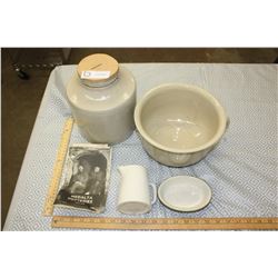 4pcs Medalta Stoneware Collection