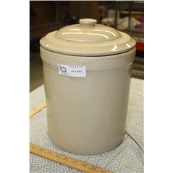 2 Gallon Medalta Crock with Lid