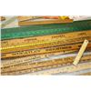 Image 2 : 20 Vintage Yard Sticks and 20 Vintage Rulers