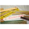 Image 4 : 20 Vintage Yard Sticks and 20 Vintage Rulers