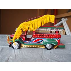 Philippines Tin Toy Bus