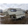 Image 3 : 1984 24 FT Travelaire Fifth Wheel Holiday Trailer VIN 2TT195W01E1T20409