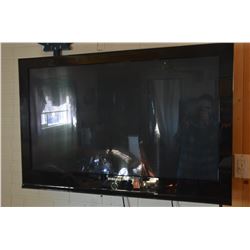 Samsung TV (42” Screen 41.25”X27) and Wall mount