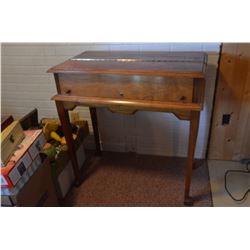Wooden Locking Hallway Desk (Key Locked inside)