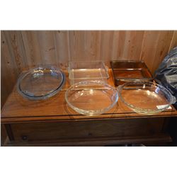 Pyrex Glass Baking Wear and Platter
