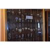 Image 3 : Lot of Collector Spoons (36) w/ Case