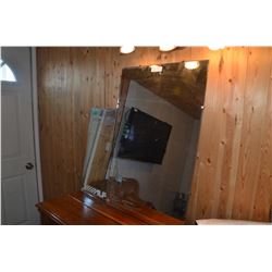 2 Mirrors (22”X34”) (16”X24”)