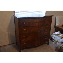 Vintage 8 Drawer Dresser (42”x24”x39.5”h)