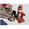 Image 3 : 3 Misc Jacks: floor jack (no handle), 3 ton Hydraulic, 2 ton Axle Stand