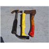 Image 1 : Magnetic Hammer, Hammer, and Small Hatchet