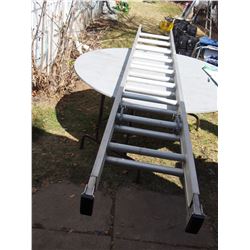 9 ft Extension Ladder- missing string