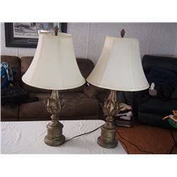 2 Lamps- working