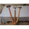 Image 1 : Sledge Hammer,Potato Fork, Axe (3)