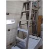 Image 2 : Aluminium Step Ladder 5 FT