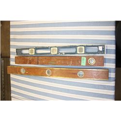 3 Levels 2 Wooden 1 Plastic