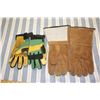 Image 2 : Pair of Welding Gloves and Pair of John Deer Gloves