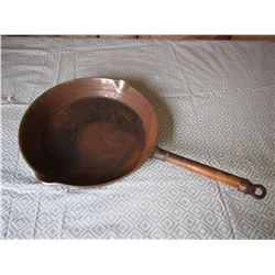 Cast Iron GSW No9 Fry-Pan with Wooden Handle