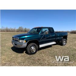 1997 DODGE RAM 3500 E-CAB PICKUP