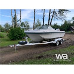 CHRYSLER 17 FT. BOAT