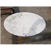 Image 2 : COFFEE TABLE