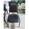 Image 2 : 3 OFFICE STYLE CHAIRS