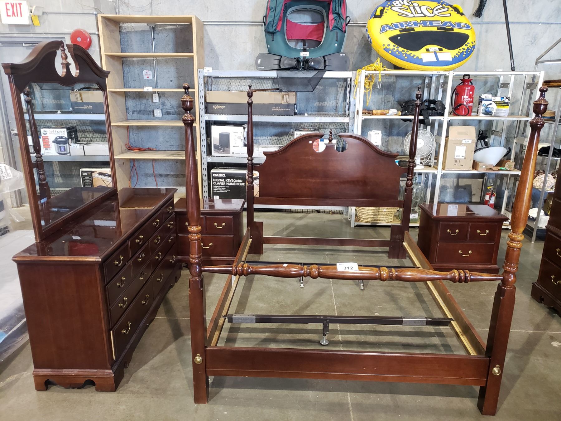 QUEEN SIZE BEDROOM SUITE SET IMPRESSIONS BY THOMASVILLE QUEEN SIZE BEDROOM SUITE SET IMPRESSIONS BY THOMASVILLE