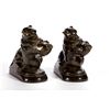 Image 4 : A pair of bronze lions.