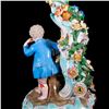 Image 12 : A pair of Meissen candlesticks.