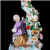 Image 5 : A pair of Meissen candlesticks.