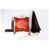 Image 9 : 19th century pillow stand and parasol.