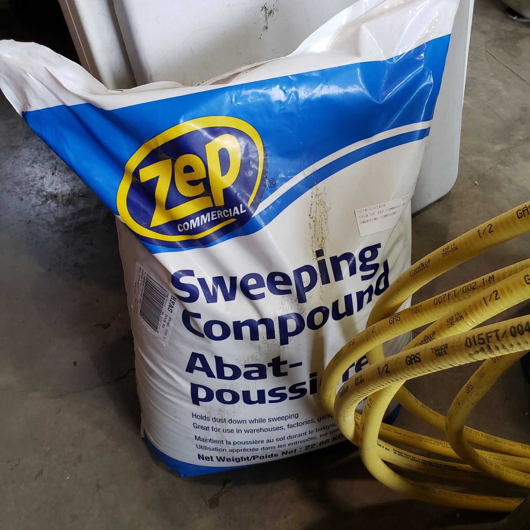 Sweeping Compoud 50LB OF ZEP COMMERICIAL SWEEPING COMPOUND