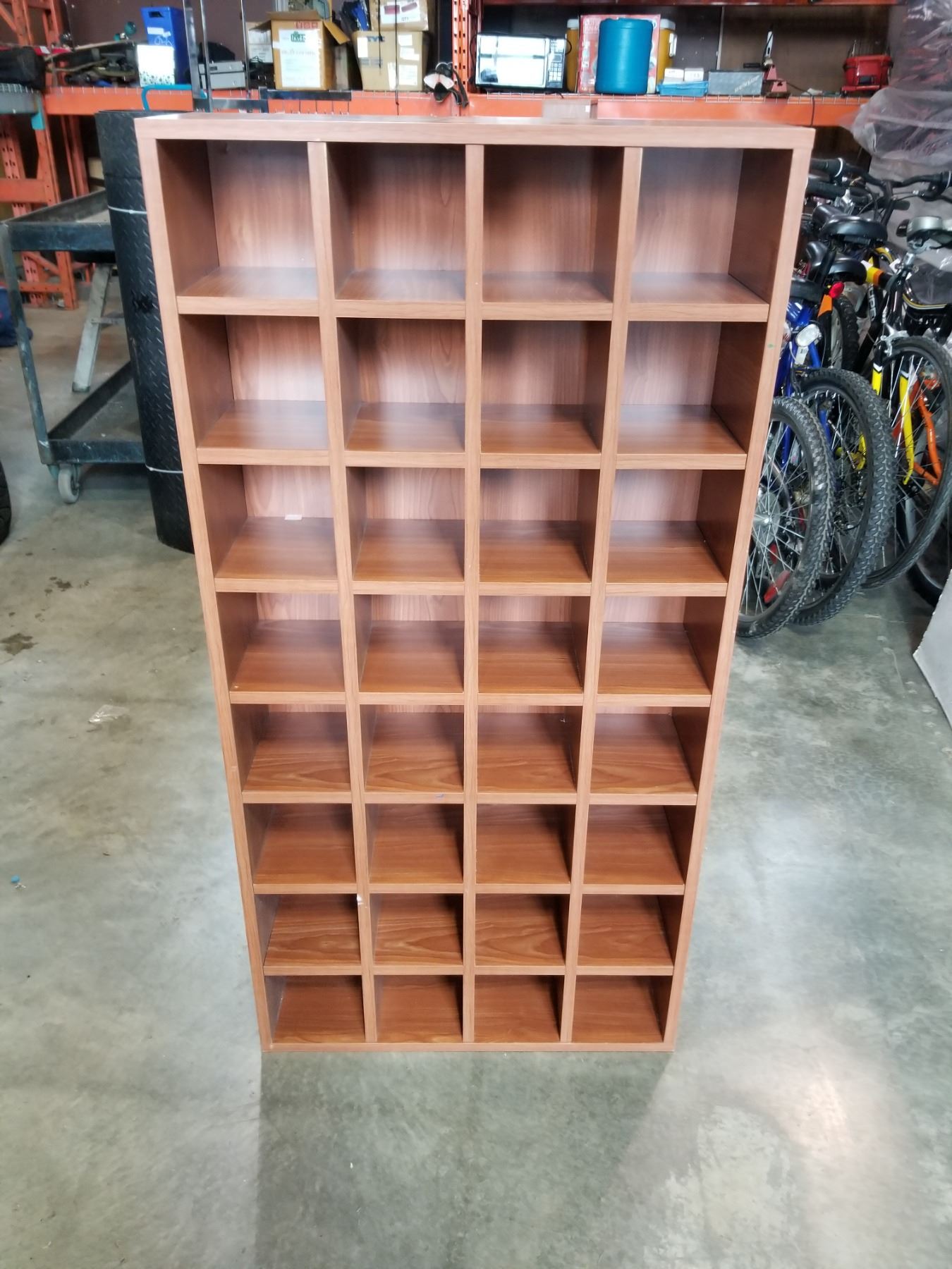32 SPACE CUBICAL CUBBY SHELF