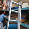 Image 2 : 8FT EXTENDABLE LADDER