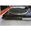 Image 2 : TECHNICS AUTOMATIC TURN TABLE SL-DD22