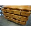 Image 2 : VILAS MAPLE 7 DRAWER DRESSER