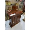 Image 2 : VINTAGE OAK 1 DOOR CABINET