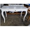 Image 2 : WHITE PIER 1 IMPORTS 1 DRAWER DESK AND CHAIR