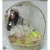 Image 1 : COLLECTIBLE PORCELAIN DOLL IN GIFT BASKET -